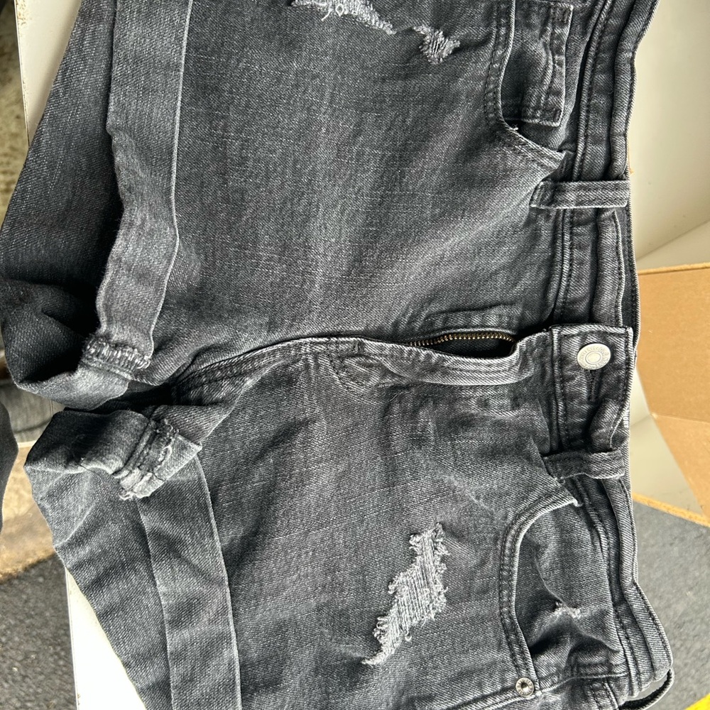 Old Navy Charcoal Boyfriend Shorts